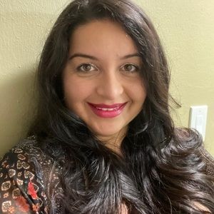 Meet your Posher, Mioara